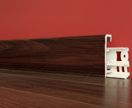 картинка Плинтус Декор С06-1 орех темный 80мм 2,5м от магазина