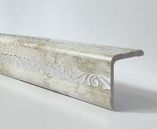 картинка Уголок ПВХ Д03 №283 серебро 30*30*2,7м от магазина