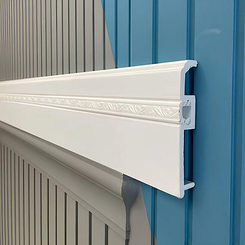 картинка Плинтус Декор С05-2 Белый мат 100мм 2,4м(14шт) от магазина