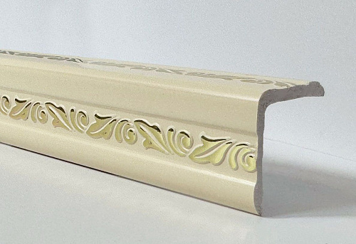 картинка  Уголок ПВХ Д03 слоновая кость золото 30*30*2,7м(30шт) от магазина