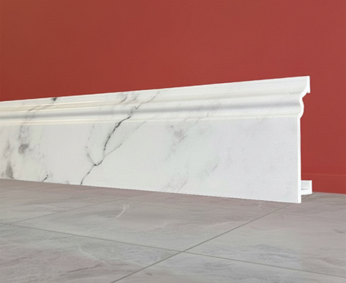 картинка Плинтус Декор С02-1 мрамор белый 80мм 2,4м от магазина