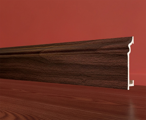 картинка Плинтус Декор С02-1 орех темный 80мм 2,4м от магазина