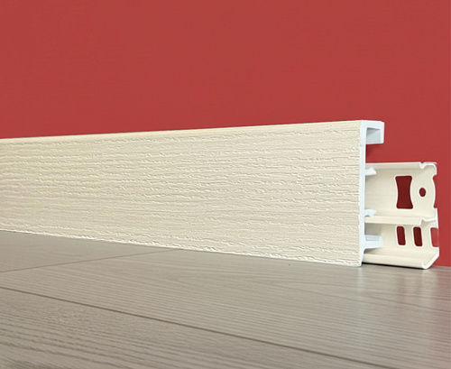 картинка Плинтус Декор С06-1 дуб северный 80мм 2,5м от магазина