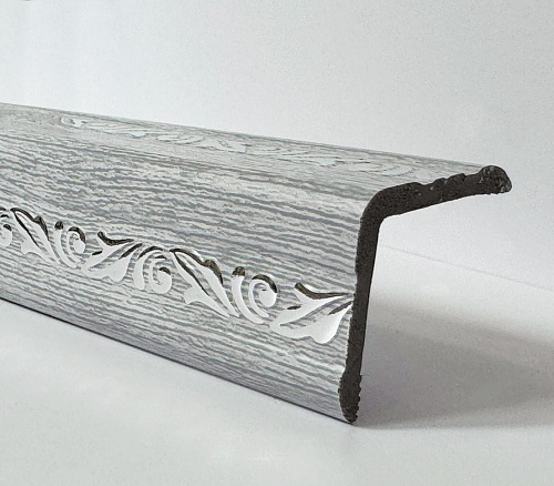 картинка Уголок ПВХ Д03 ясень серый серебро 30*30*2,7м от магазина