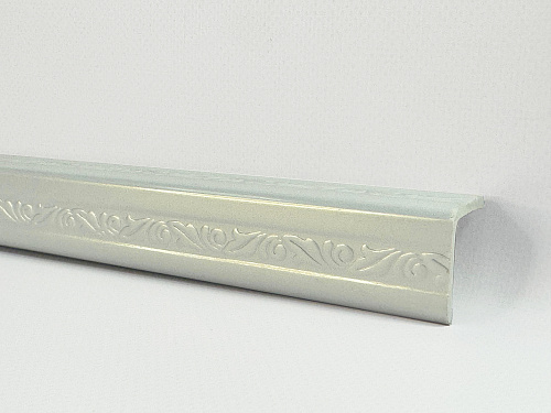 картинка  Уголок ПВХ Д-02 белый перламутр 30*30*2,7м(30шт) от магазина