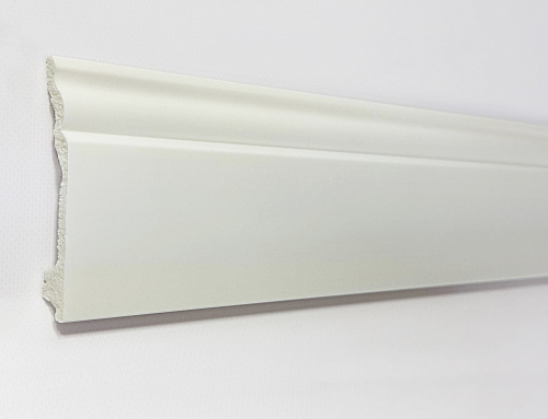 картинка R15 Плинтус R-Decor <99*14*2м>(18шт) от магазина