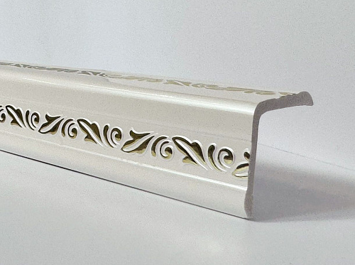 картинка  Уголок ПВХ Д03 №288 жемчуг золото 30*30*2,7м(30шт) от магазина