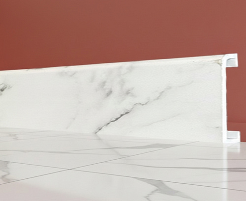 картинка Плинтус - Наличник Декор С04-1 мрамор белый 70*17*2400 мм от магазина
