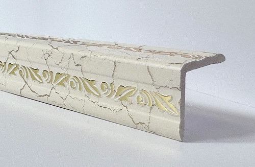 картинка  Уголок ПВХ Д03 №285 золото 30*30*2,7м(30шт) от магазина