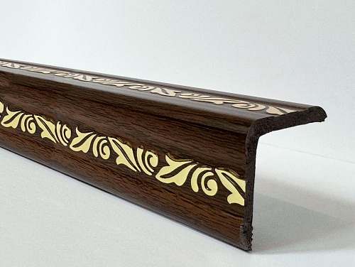 картинка  Уголок ПВХ Д03 орех миланский золото 30*30*2,7м от магазина